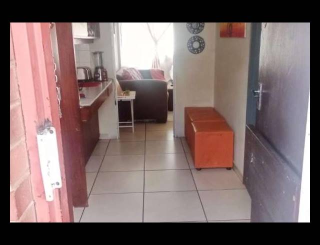 1 BEDROOM APARTMENT FOR SALE IN SUNNYSIDE